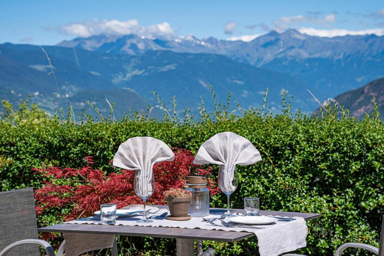 Hotel Sigmundskron Appiano Sulla Strada Del Vino Esterno foto
