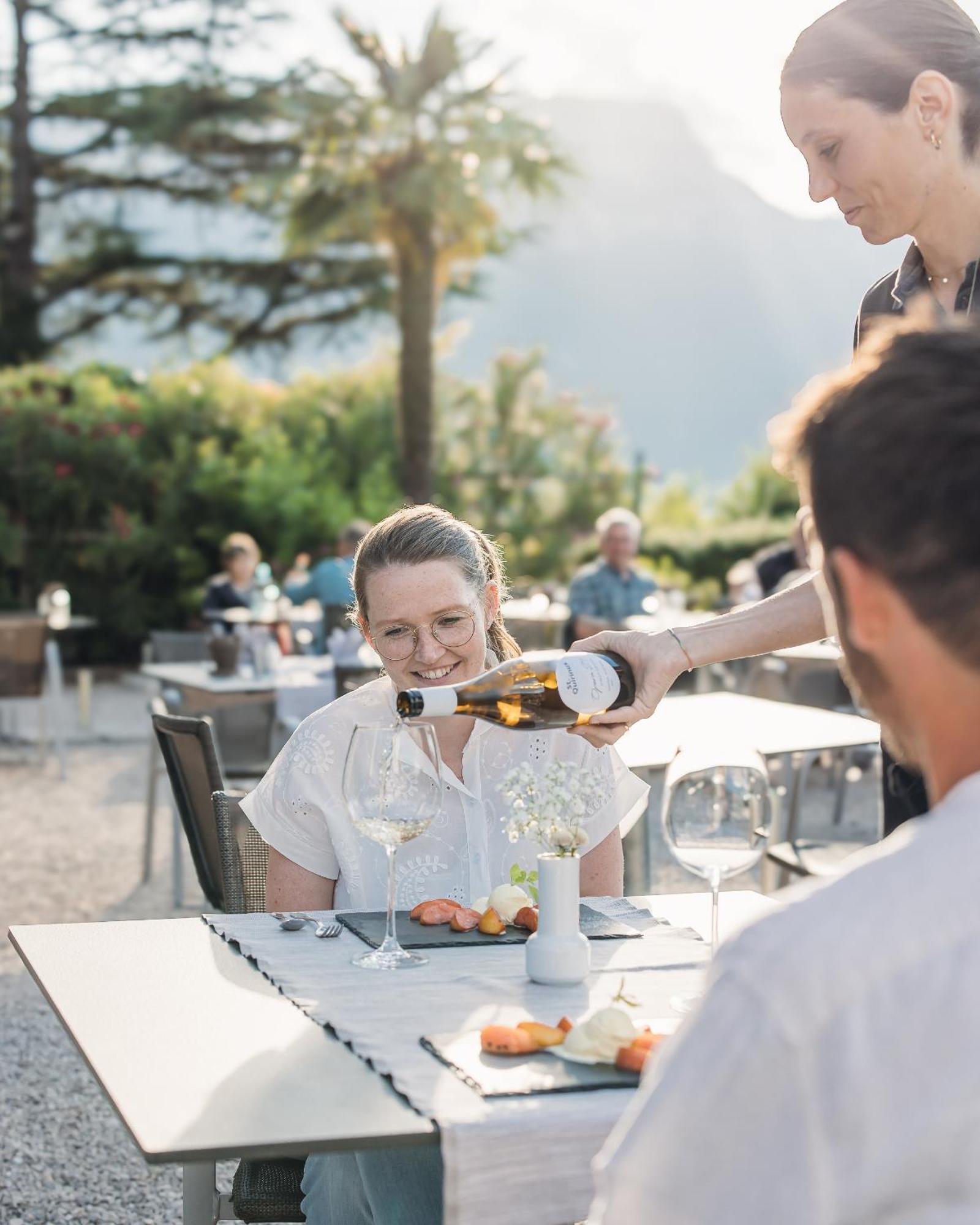 Hotel Sigmundskron Appiano Sulla Strada Del Vino Esterno foto